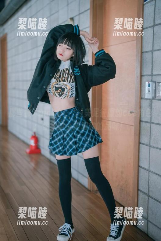 那些被Jenny(정제니)美足征服的cos角色：你家的小猫和她的品味！