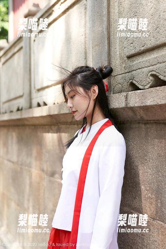 MiiTao蜜桃社 - 默默Momo的和服套图，像是抚摸着传统的轻风，魔力只能让人去下载。