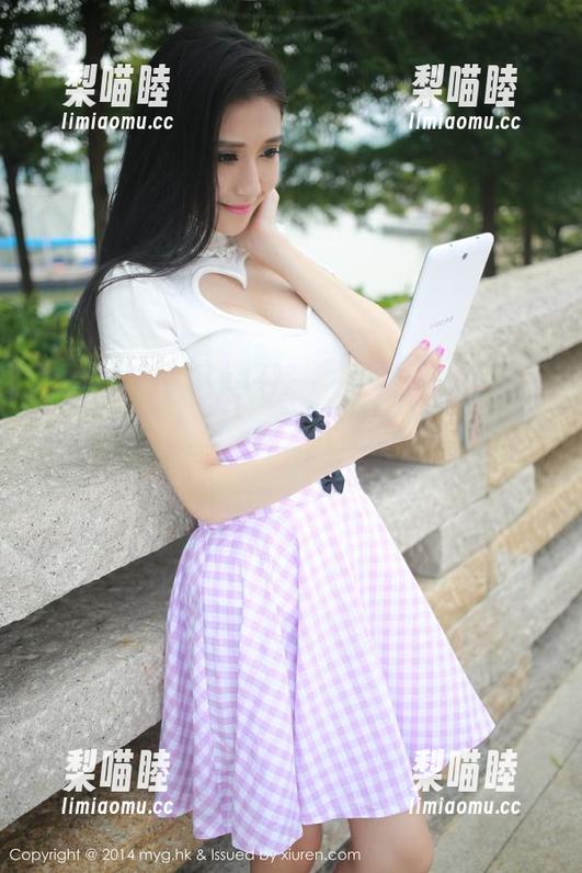 MyGirl美媛馆 - 撞脸崔乖艺，这些毛衣私房图片超赞，我已经爱上了银色线条！