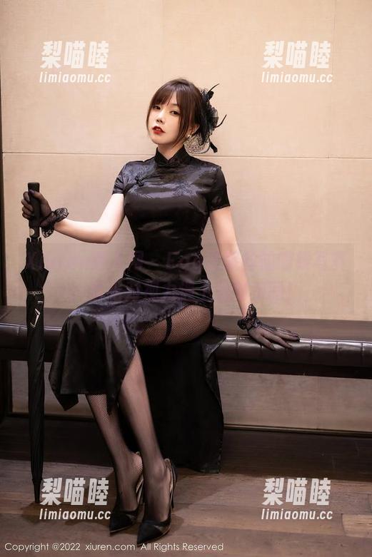 Xiuren秀人网-Egg尤妮丝 Xiuren秀人网 - Egg尤妮丝的眼镜写真:当绝对视力遇上绝对美丽!