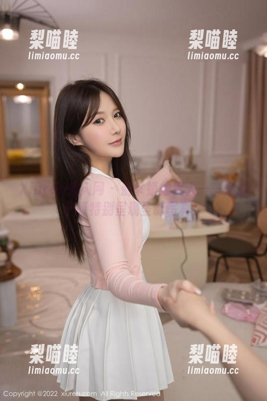 Xiuren秀人网-娜娜子呀 Xiuren秀人网 - 别拿蜡烛捉人——娜娜子呀特别呈现圣诞写真!