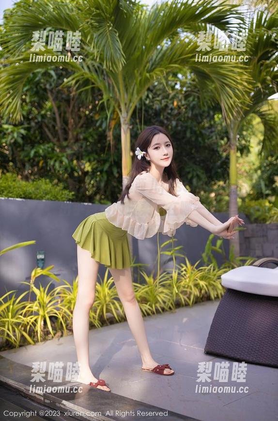 Xiuren秀人网-婕西儿jessie Xiuren秀人网 - 婕西儿jessie的私房JK写真,出乎意料的温柔,在哪一角洒下一丝暧昧?
