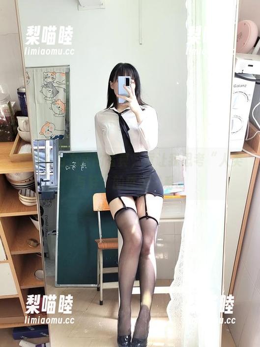 高跟鞋与九言的写真，竟让我思考“人类与鞋”的哲学关系...