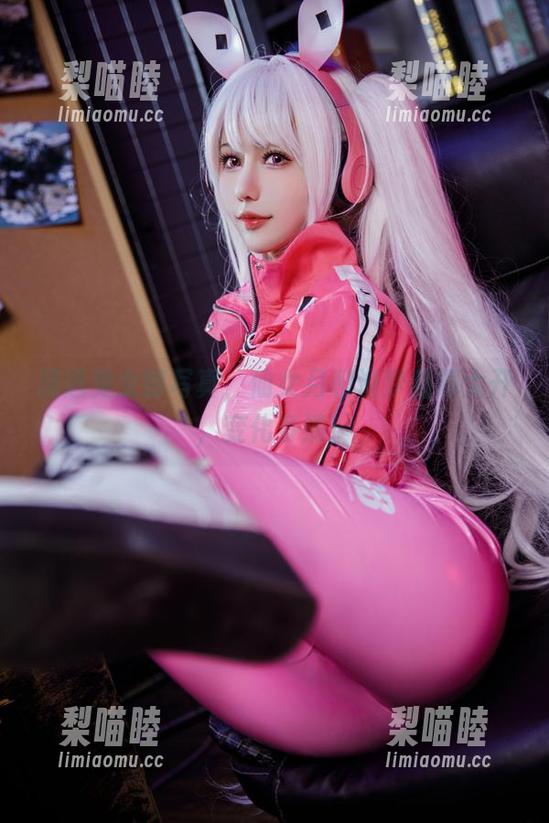 精选兔女郎写真，仙女月和海梦脑洞大开，变化多端！