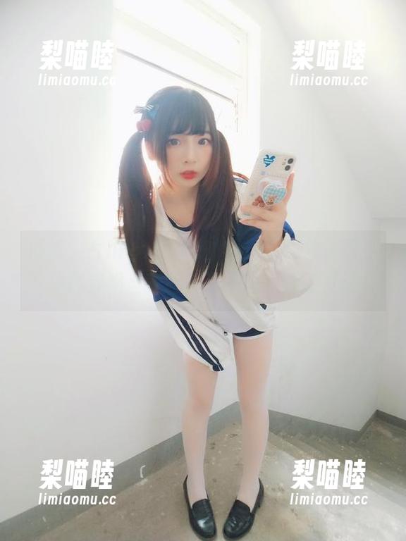没错，古川kagura的白丝，我放在图库下载那是相当养眼，忍不住多看了几遍。
