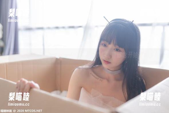喵糖映画 喵糖映画的“风吹香肩”美图,入秋季后,背部也开始发疯了!