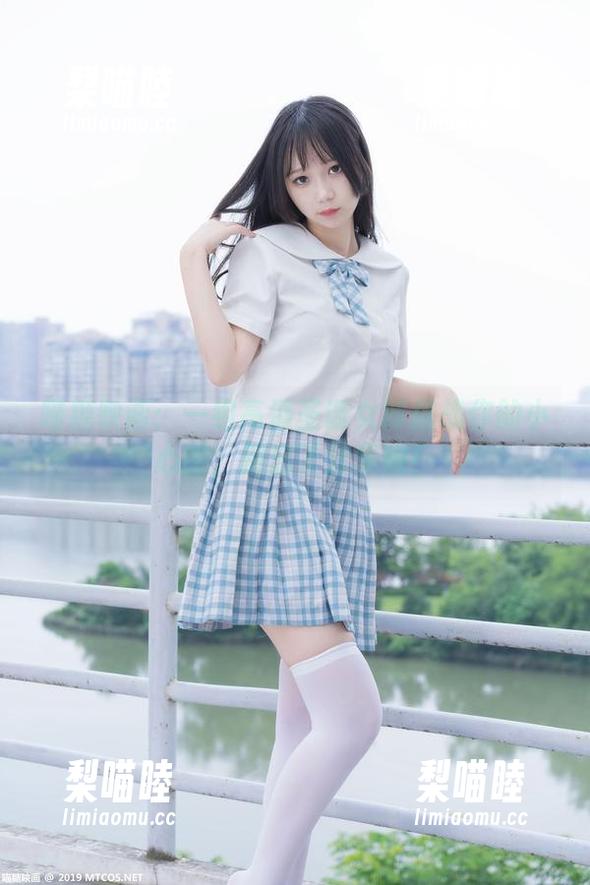 喵糖映画 喵糖映画:一组高清圣诞女郎挑战你的小心脏,别忘了分享哦!