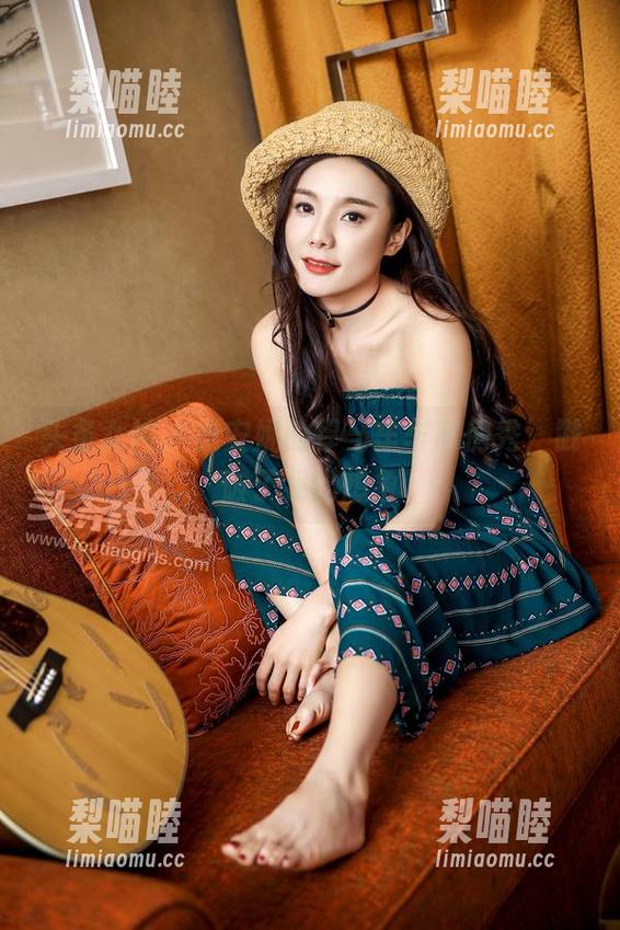 头条女神-樊安妮 头条女神 - 樊安妮的悍马车车私房秀,戳破了我的想象