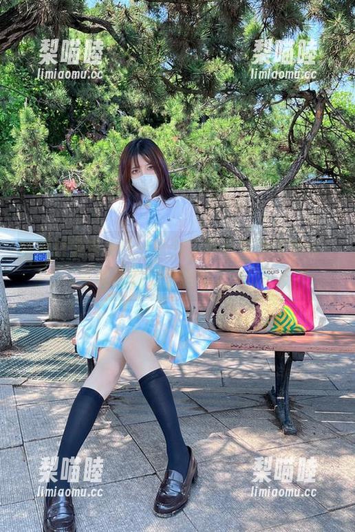 妖君白研带来意外福利，图包里的死库水，水灵灵的仿佛能喝上一口？