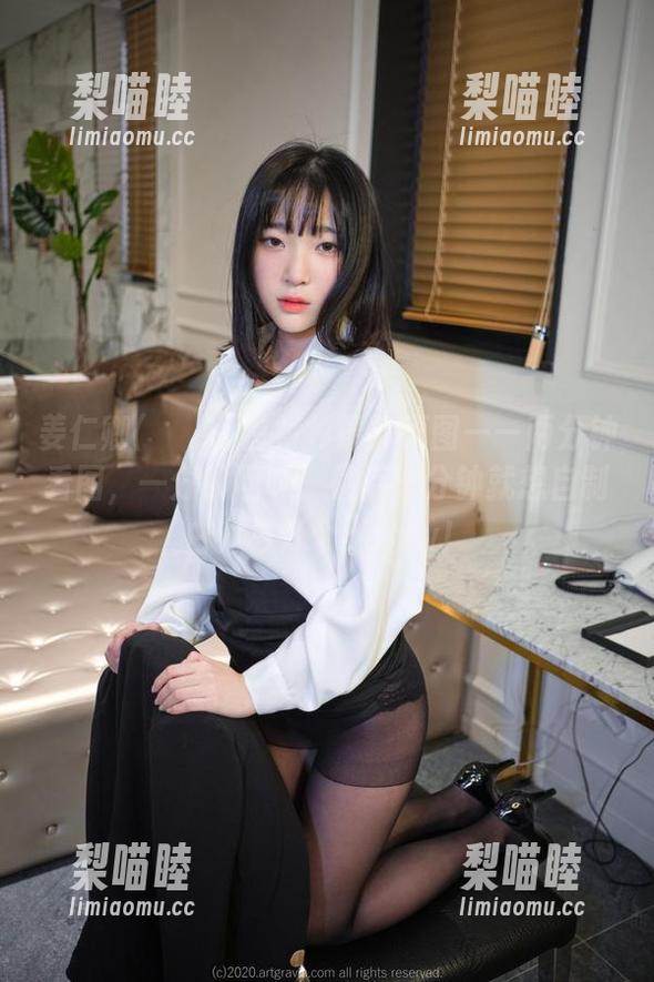 姜仁卿(강인경)白衬衫最新原图——两分钟看图，一分钟回味，最后十分钟就想自制白衬衫开个party！