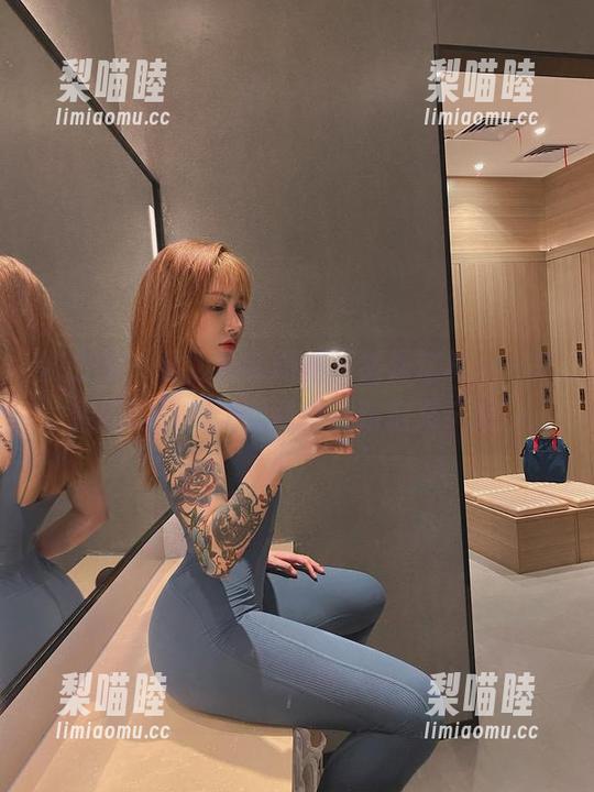 宋昱欣 微密圈 - 看,最新短裙竟然是这样——宋昱欣的图片让我彻底重新定义“短”