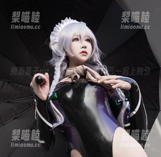 抱走莫子aa，和她的红色小尾巴一起上路分享！
