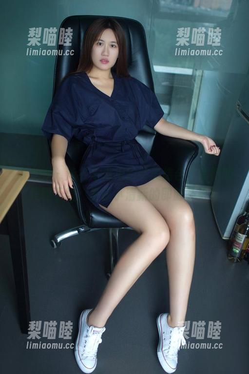 推女郎-易阳 推女郎 - 泳衣与海浪的完美结合,易阳的美图下载,夏日小清新的即时补给!
