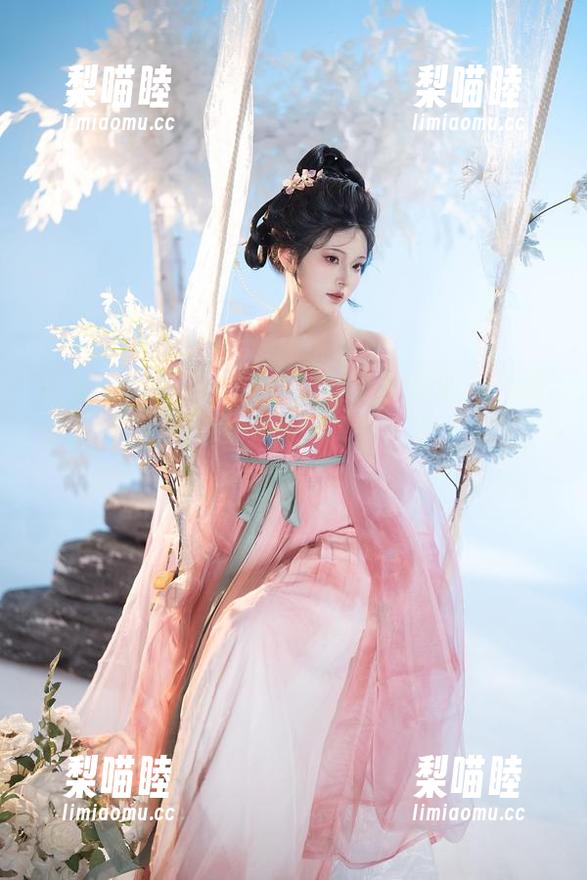 星澜是澜澜叫澜妹呀 这组美腿图集,都是星澜是澜澜叫澜妹呀的作品,分享给大家,保证您会...咳咳,满意!