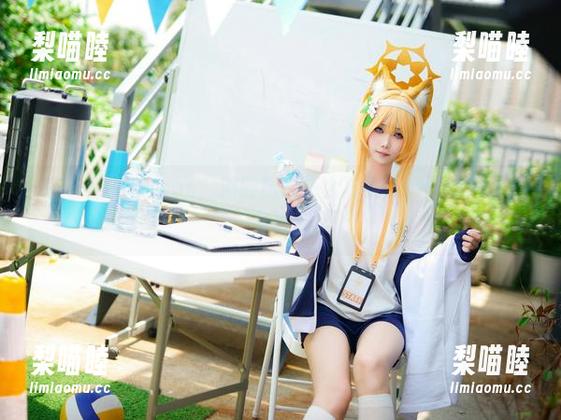 晓美妈 晓美妈的女王cos,那股压迫感太真实了,更新太值得一看。