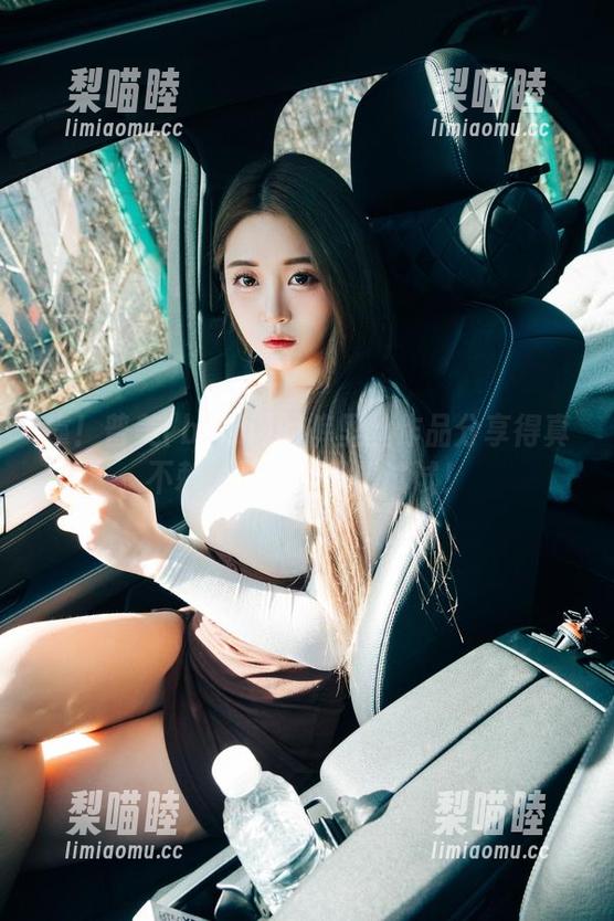 靠！普美(bomi)的裤里丝作品分享得真不赖，马上让人想试试！