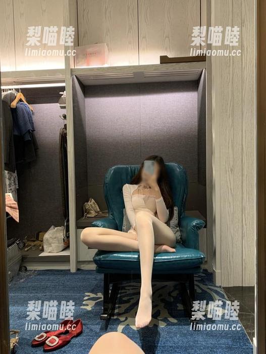 有你喵 微密圈 - 懒得打扮,有你喵的睡衣原图,分享后果真别有一番滋味。