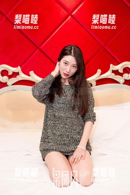 水花花不是水哗哗——果团网的全套写真，真不想说啥