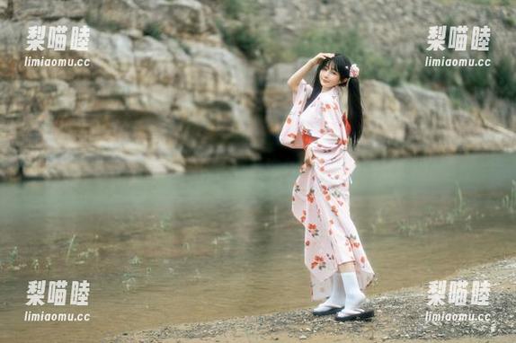 精选桜井宁宁的美图，春丽这么打扮出去会被抢吗？