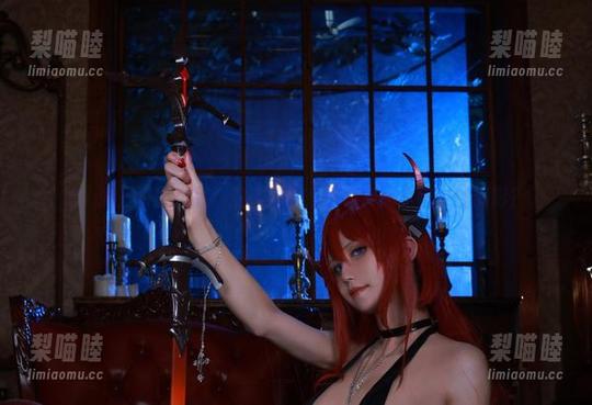 桜满三时 看桜满三时的作品:魅魔甘雨,是真实还是镜中的倒影?