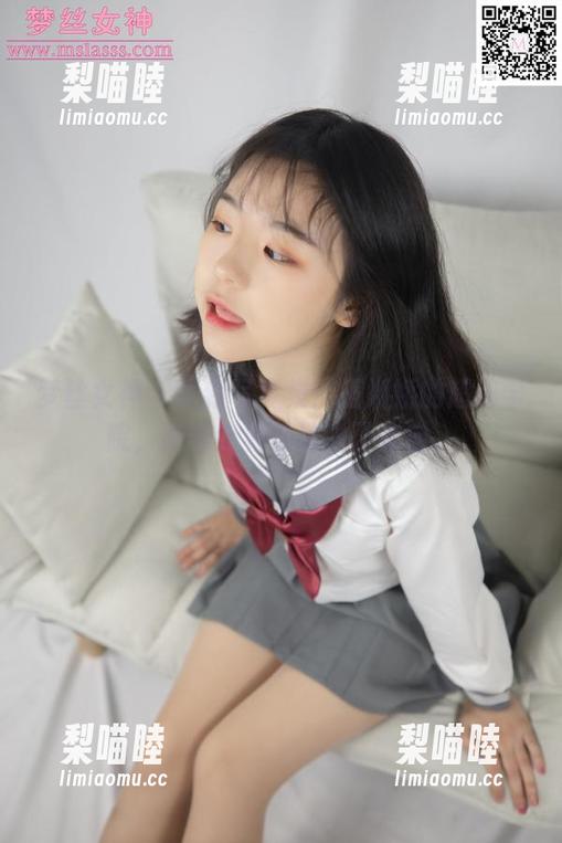 梦丝女神 - 最新写真集：王娇娇的超纯学院，走着走着就迷失了方向。