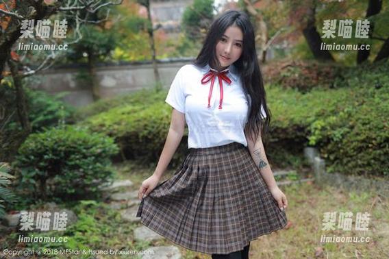 模范学院-良人非爱人 模范学院 - “良人非爱人”的浴室写真:剩下的都是感伤。