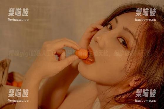 樱晚gigi 樱晚gigi的私人工作:把热度磨得生动无比,但却也模糊不清。