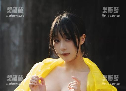 无圣光下的深思：浅安安连衣裙图集，难道这是现在的审美？