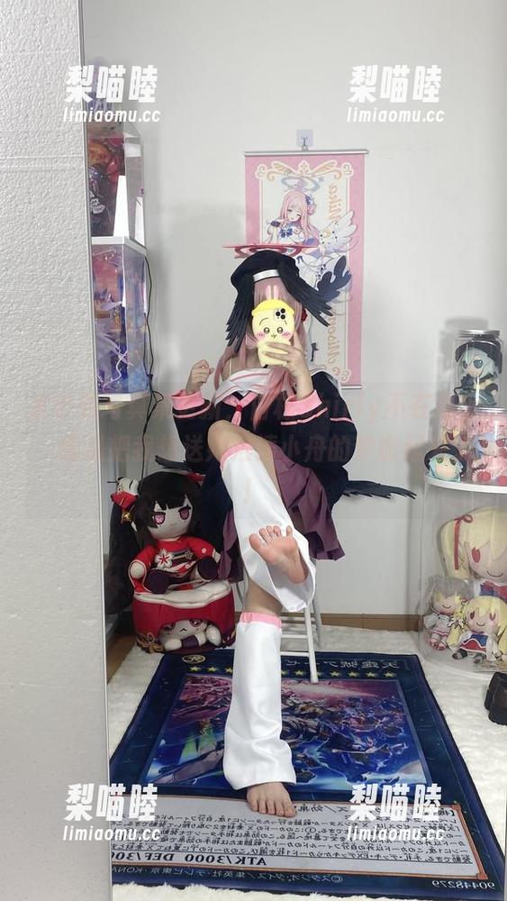 水手服写真集更新，白栎Shirly不在海上，倒是把我想送她浪涛小舟的梦掀起来了！