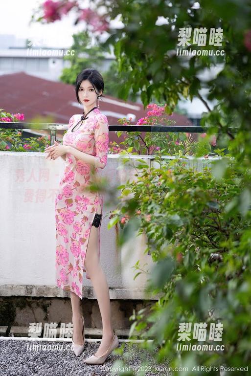 秀人网-tina甜仔 秀人网 - tina甜仔的短裙作品在这里,免费得不要太便宜,我追求的是品质啊!