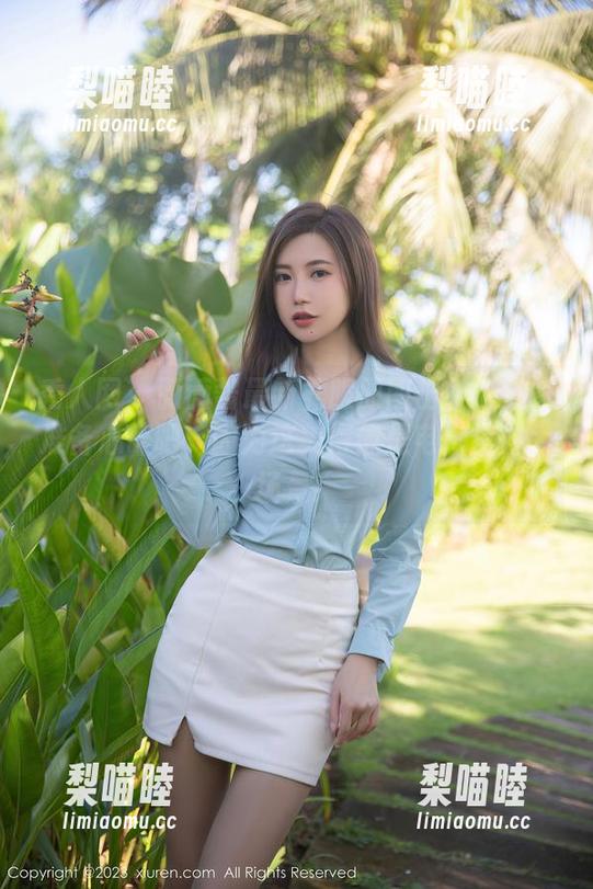 秀人网 - 薇薇酱最新礼服原图出炉！大家准备心碎吧，因为这美得像是电影里的大场景！