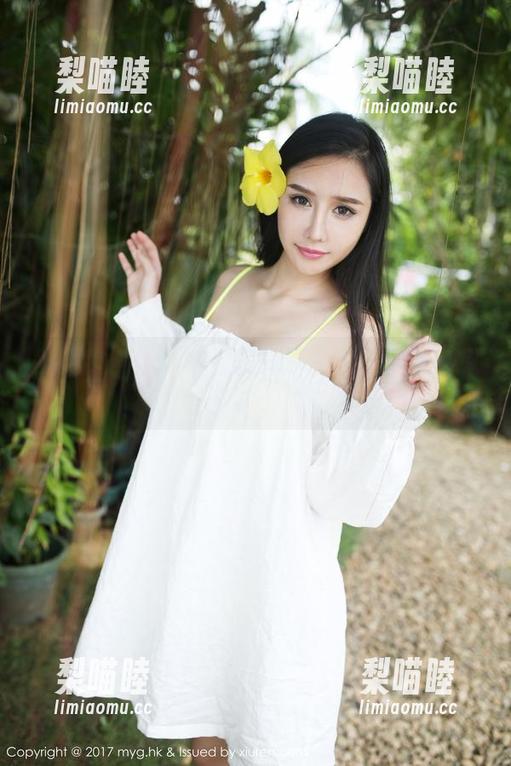 美媛馆 - 唐琪儿自拍的原图：我居然也想试试了！