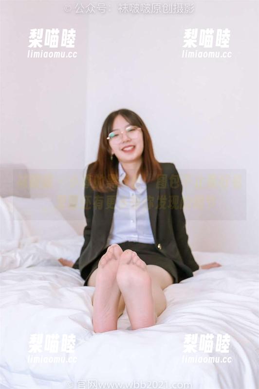 袜啵啵-小淳 袜啵啵 - 小淳的黑皮鞋,图包不止是好看,里面还有更多等你发现的细节