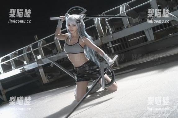 铁板烧鬼舞w的新武器：图包《爱宕兔女郎》，好奇心满分！