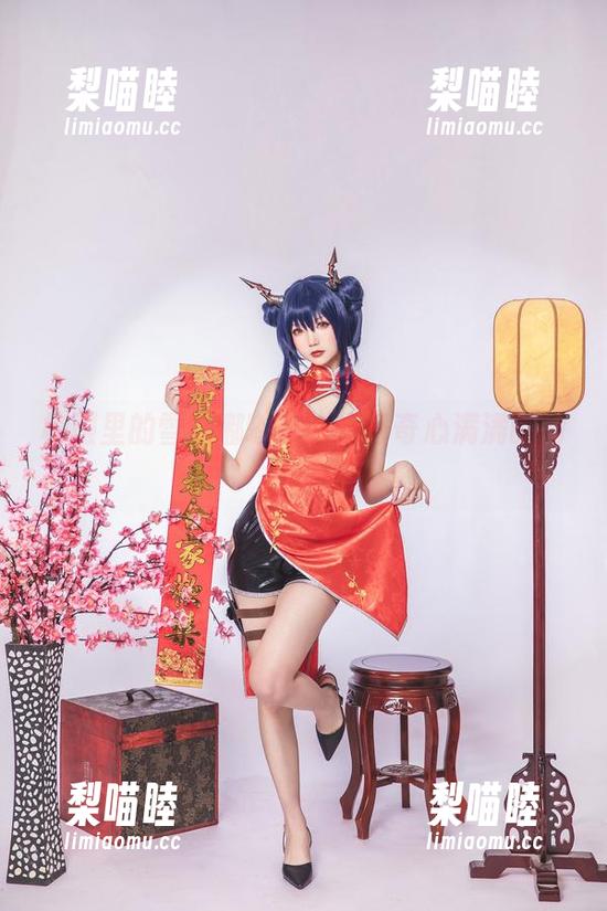校服里的雪晴嘟嘟：刚好好奇心满满的高清图包