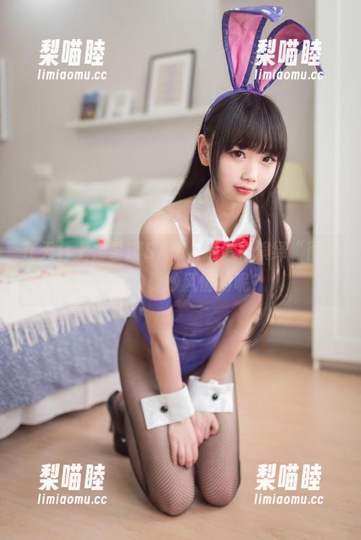 雪琪SAMA 在天台上,雪琪SAMA是怎样演绎“图片”里的曼妙风情的呢?