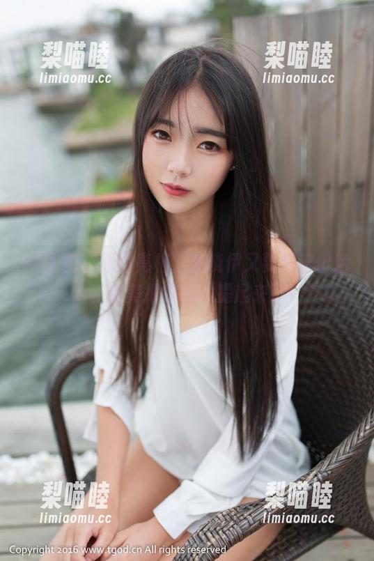 青豆客 - 原图亮相，沫晓伊又要用这份活力和甜美把我的心提起来了！