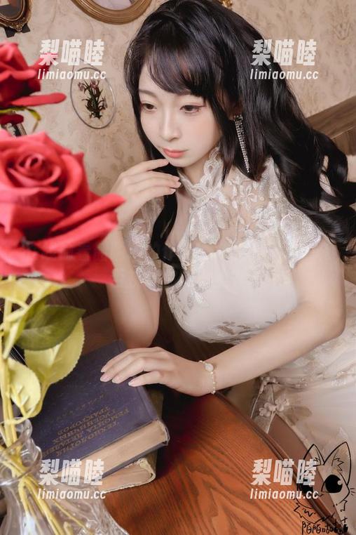 韶陌陌 在线偷看韶陌陌的作品:她的大凤婚纱能否挑战你的审美?